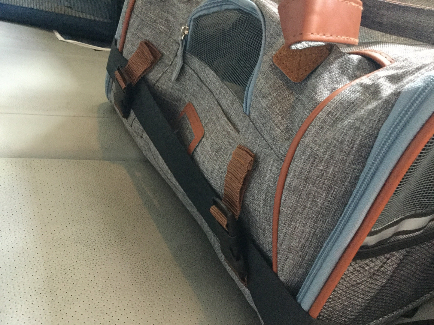 Gold Series Big Apple XL Size Airline Compliant Expandable Pet Carrier