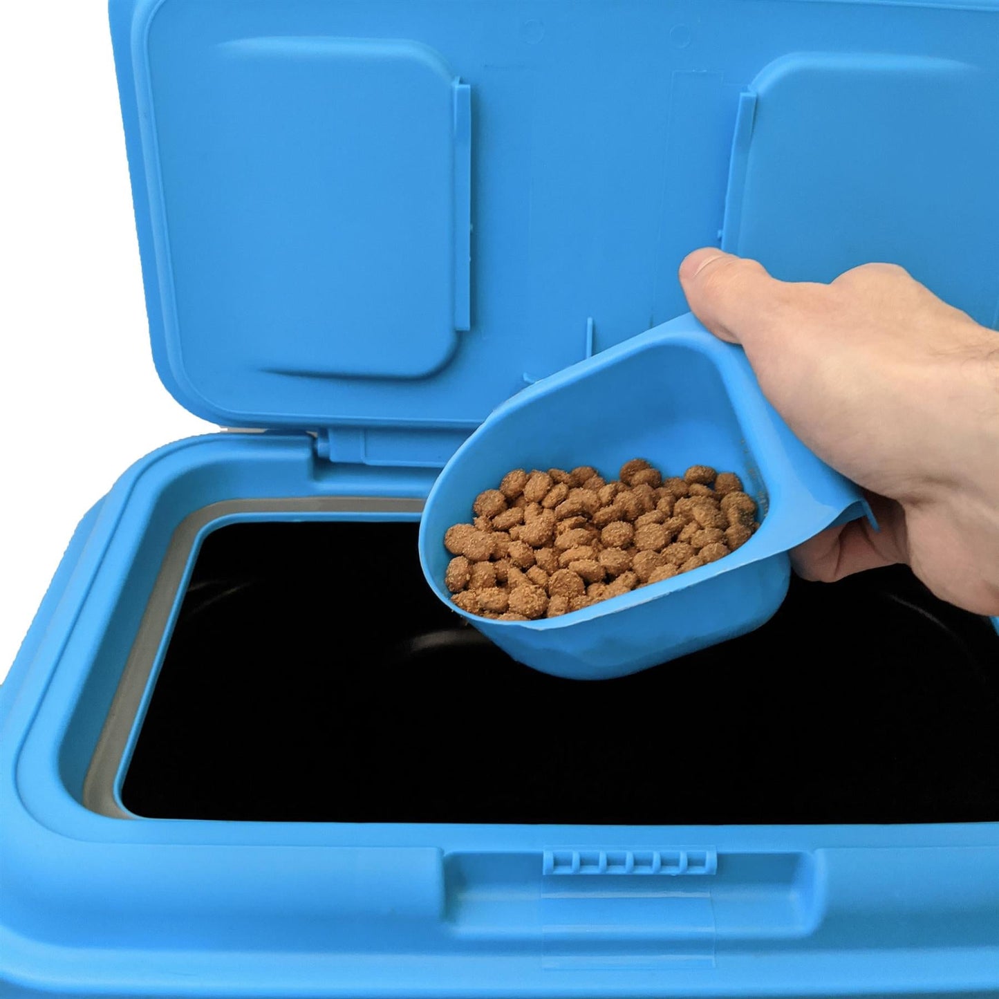 Petoria Airtight Containers with Scoop for Dry Pet/Bird/Fish Food  - 7kg (15L) /15kg (30L)