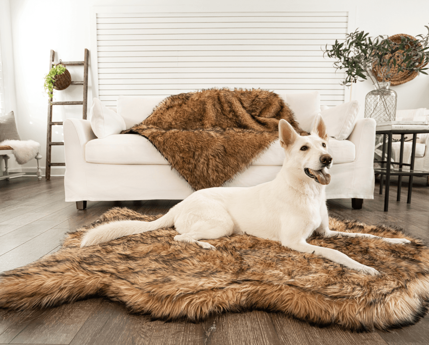 Faux Fur Orthopedic Dog Bed - Curve Sable Tan